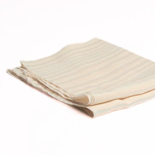 055 Foulard Coton bio et soie tissés à motif rayures (5) 055 Foulard Coton bio et soie tissés à motif rayures (5)