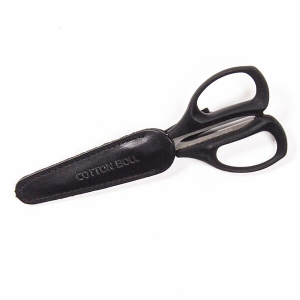 Ciseaux pour textile avec étuis en cuir Ciseaux pour textile avec étuis en cuir